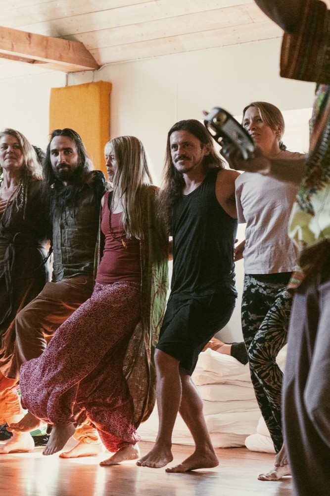 Workshop leaders Csilla & Gabriel